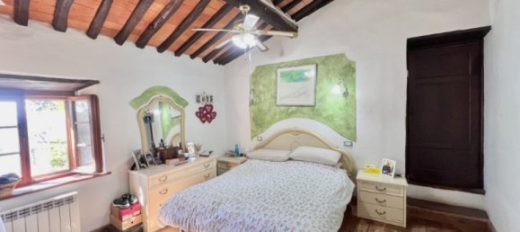 Casa de 4 dormitorios en Lucca, Italy No. 54394 8