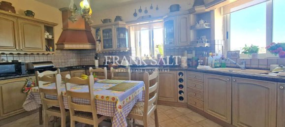 Вилла с 3 спальнями в Меллиха, Мальта № 2131 3