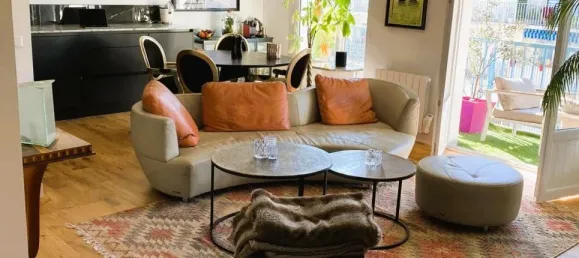 Квартира с 2 спальнями в Ла Боль-Эскублак, Франция № 318452 3