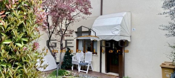 Дом с 5 комнатами в Кастельфранко Венето, Италия № 148927 9