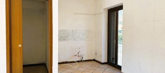 Studio in Concorezzo, Italy No. 40858 11