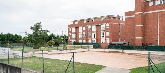 2 bedrooms Apartment in Soto de la Marina, Spain No. 174468 2