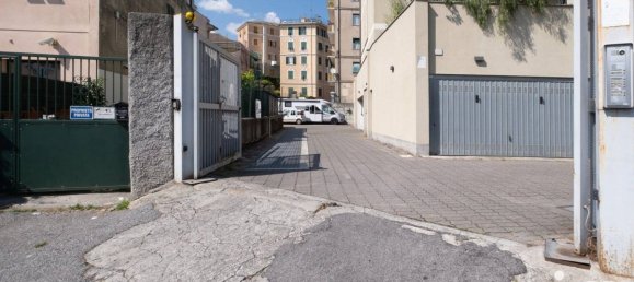 14m² Garage in Genoa, Italy No. 260254 9