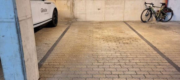  موقف سيارات في Northeim, Germany رقم 340865 4