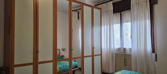 4-salle Appartement à Roncade, Italy No. 9806 10