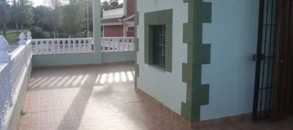 Casa de 3 dormitorios en Torrevieja, Spain No. 128328 3