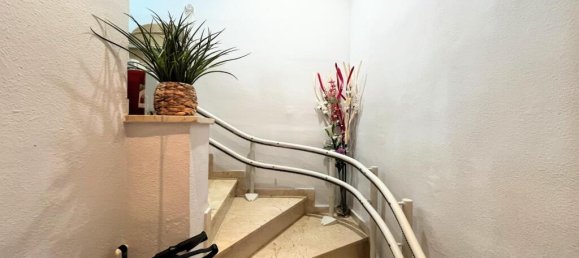 3 bedrooms Apartment in Torrent, Spain No. 280958 2