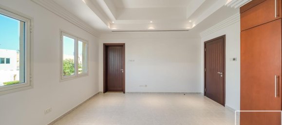 Вилла с 5 спальнями в The Lakes, ОАЭ № 112369 29