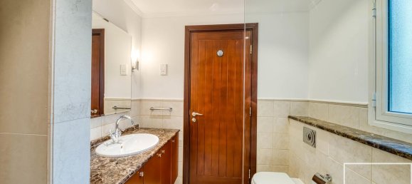 Вилла с 5 спальнями в The Lakes, ОАЭ № 112369 18