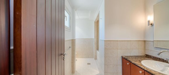 Вилла с 5 спальнями в The Lakes, ОАЭ № 112369 30