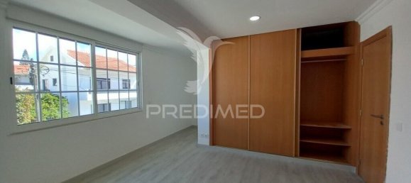 3 bedrooms House in Cascais, Portugal No. 27514 27