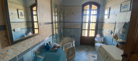 5 bedrooms Villa in Rocca de' Baldi, Italy No. 142086 19