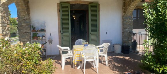 5 bedrooms Villa in Rocca de' Baldi, Italy No. 142086 10