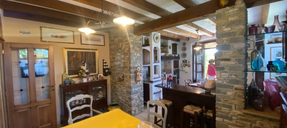 5 bedrooms Villa in Rocca de' Baldi, Italy No. 142086 7