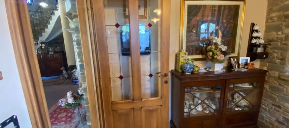 5 bedrooms Villa in Rocca de' Baldi, Italy No. 142086 6