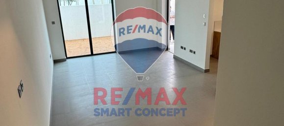 2 bedrooms Townhouse in Yas Island, UAE No. 36845 2