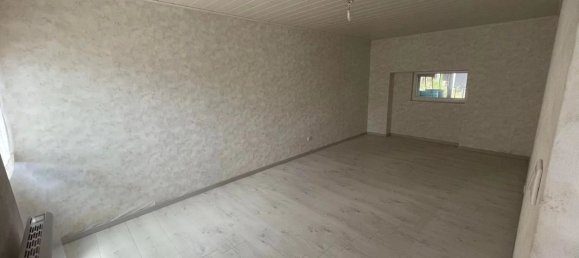 1 bedroom House in Hommes, France No. 260532 3