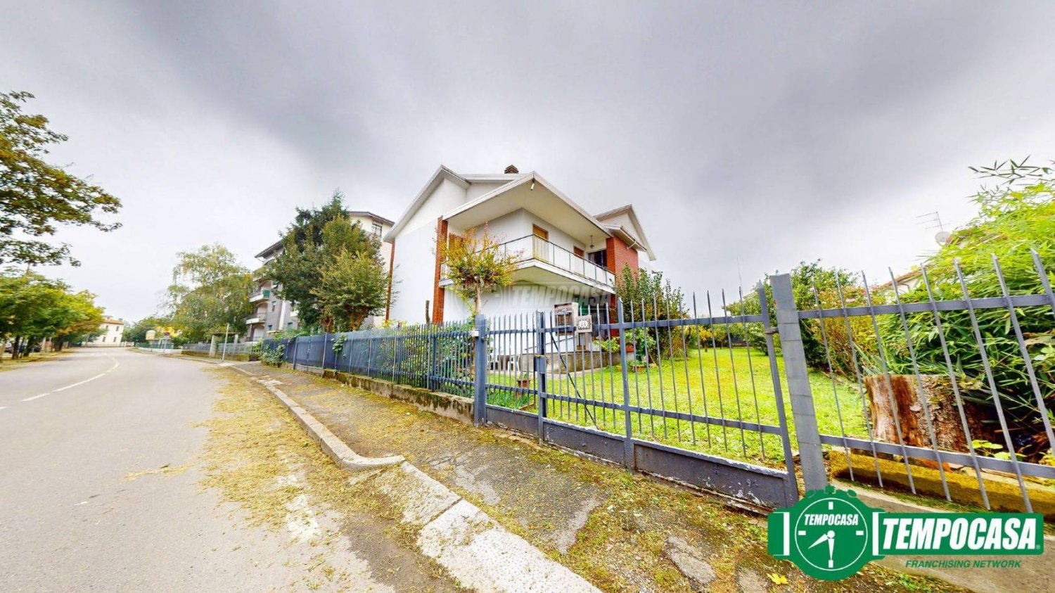 Вилла с 4 спальнями в Нови Лигуре, Италия № 52051