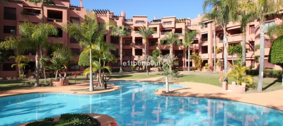 4 bedrooms Apartment in Marbella, Spain No. 147987 2