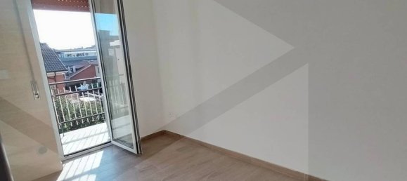 Apartamento de 2 divisões em Ciampino, Italy N.º 22143 5