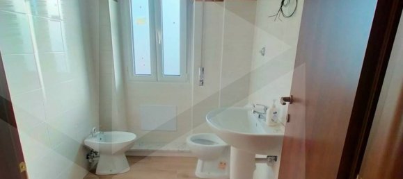 Apartamento de 2 divisões em Ciampino, Italy N.º 22143 7