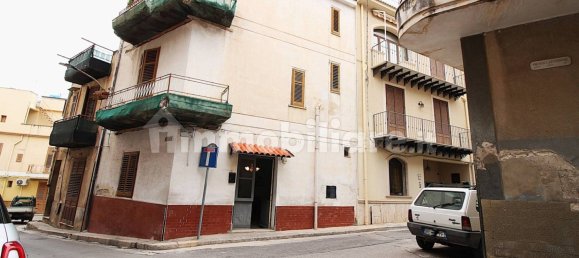 Дом с 4 спальнями в Кастельдачча, Италия № 197005 2