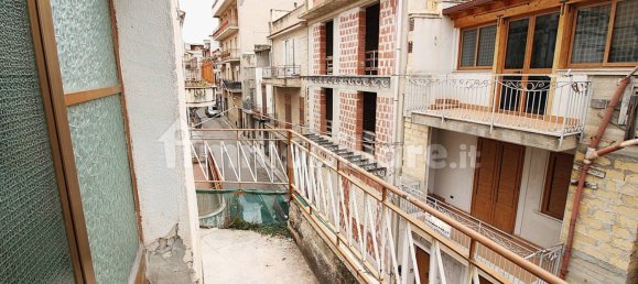 Дом с 4 спальнями в Кастельдачча, Италия № 197005 22