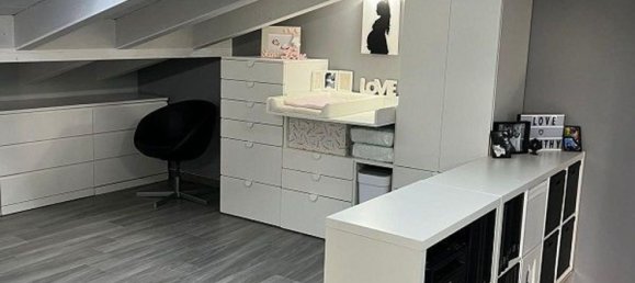 3-salle Appartement à Besana in Brianza, Italy No. 288244 23