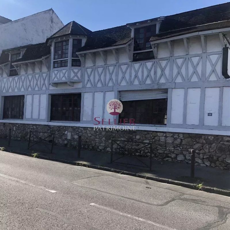 Коммерческая недвижимость 550м² в Эмеренвиль, Франция № 137664