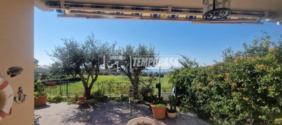 Apartamento de 2 divisões em Santa Marinella, Italy N.º 33033 2