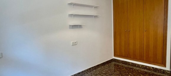 Дуплекс с 3 спальнями в Бурхассот, Испания № 160073 12