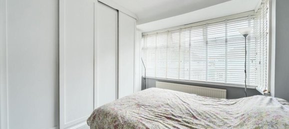 3 bedrooms House in Sutton, United Kingdom No. 13444 8