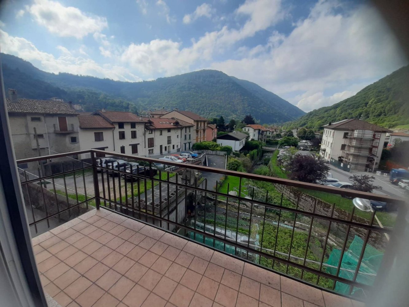 2-Zimmer Wohnung in Barni, Italy, Nr. 277454