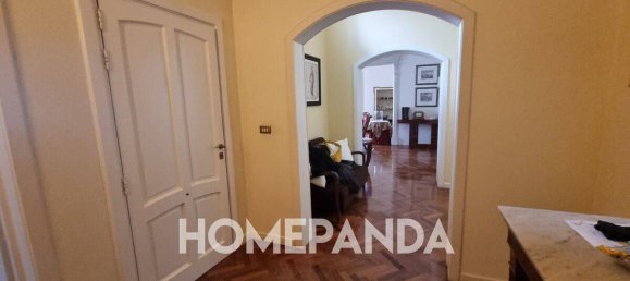 5-salle Bâtiment à Lecce, Italy No. 291611 9