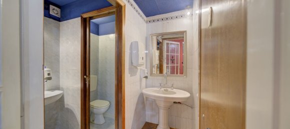 213m² Commercial property in Turin, Italy No. 308083 18