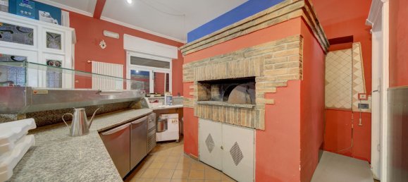 213m² Commercial property in Turin, Italy No. 308083 13