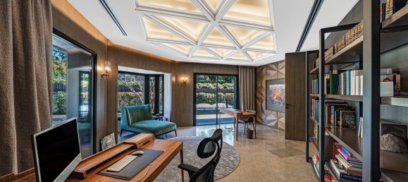 10 bedrooms Villa in San Pedro de Alcantara, Spain No. 17592 17