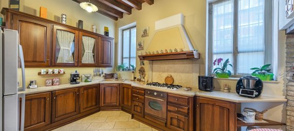 3 bedrooms Townhouse in Salò, Italy No. 149399 5
