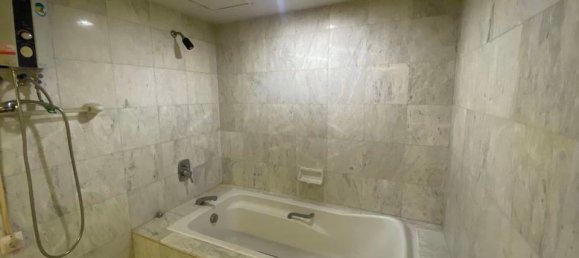 1 Schlafzimmer Eigentumswohnung in Bang Rak, Thailand, Nr. 4444 14