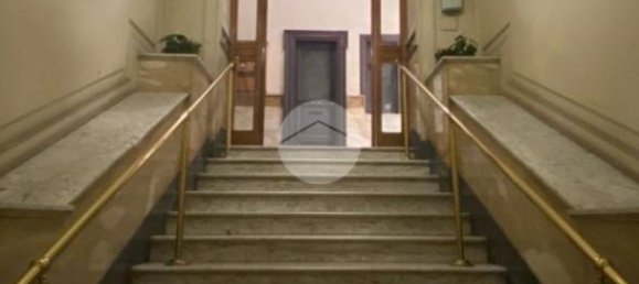 4 bedrooms Apartment in Rome, Italy No. 117070 32