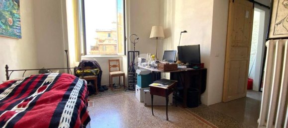 4 bedrooms Apartment in Rome, Italy No. 117070 9
