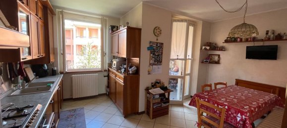 3 rooms Apartment in Spino d'Adda, Italy No. 3498 9