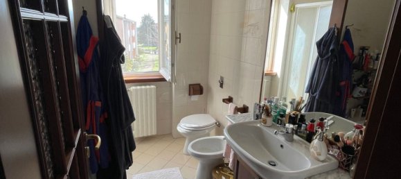 3 rooms Apartment in Spino d'Adda, Italy No. 3498 26