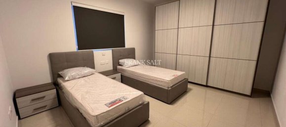 3 bedrooms Maisonette in Dingli, Malta No. 10542 8