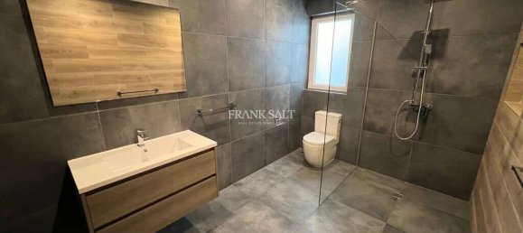 3 bedrooms Maisonette in Dingli, Malta No. 10542 11