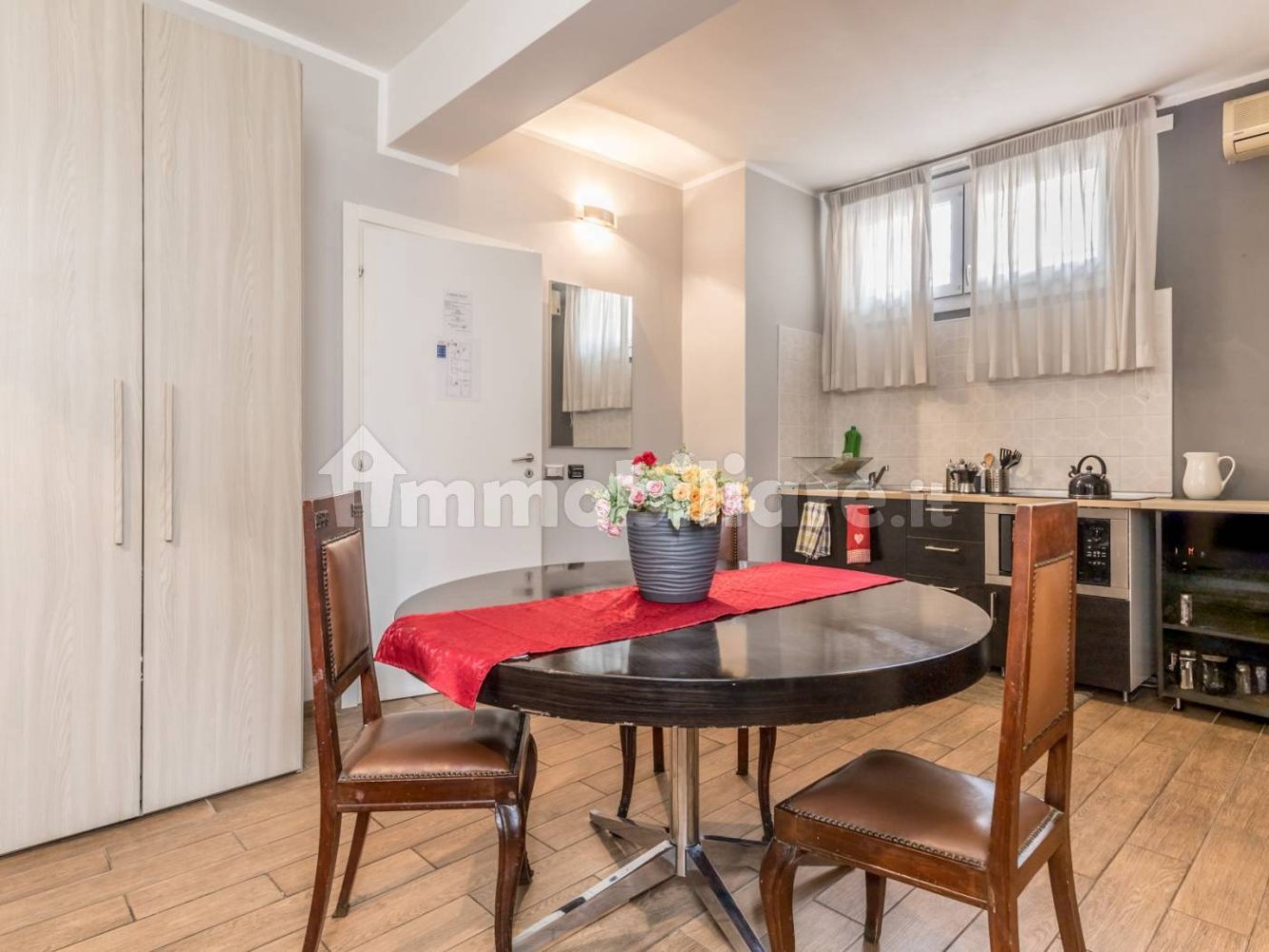 2 bedrooms Apartment in Rome, Italy No. 376191