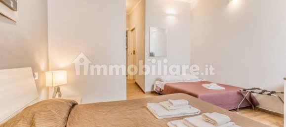 2 bedrooms Apartment in Rome, Italy No. 376191 4