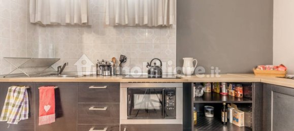 2 bedrooms Apartment in Rome, Italy No. 376191 12