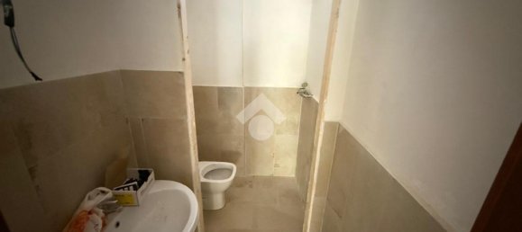 Propiedad comercial de 2 habitaciónes en Rome, Italy No. 130865 17