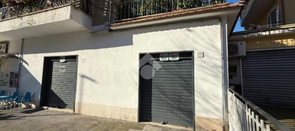 Propiedad comercial de 2 habitaciónes en Rome, Italy No. 130865 2